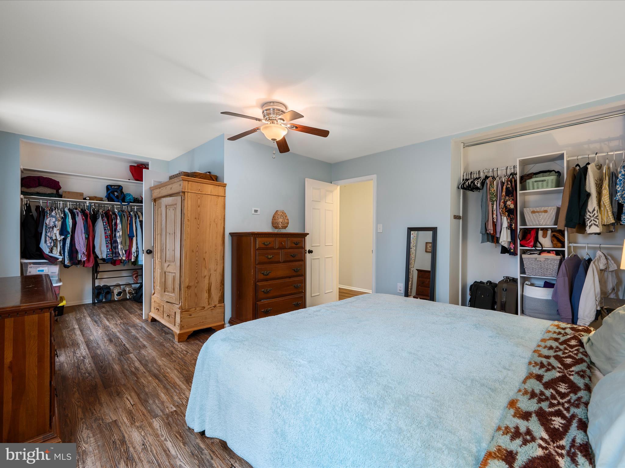 LAKE RIDGE - Residential