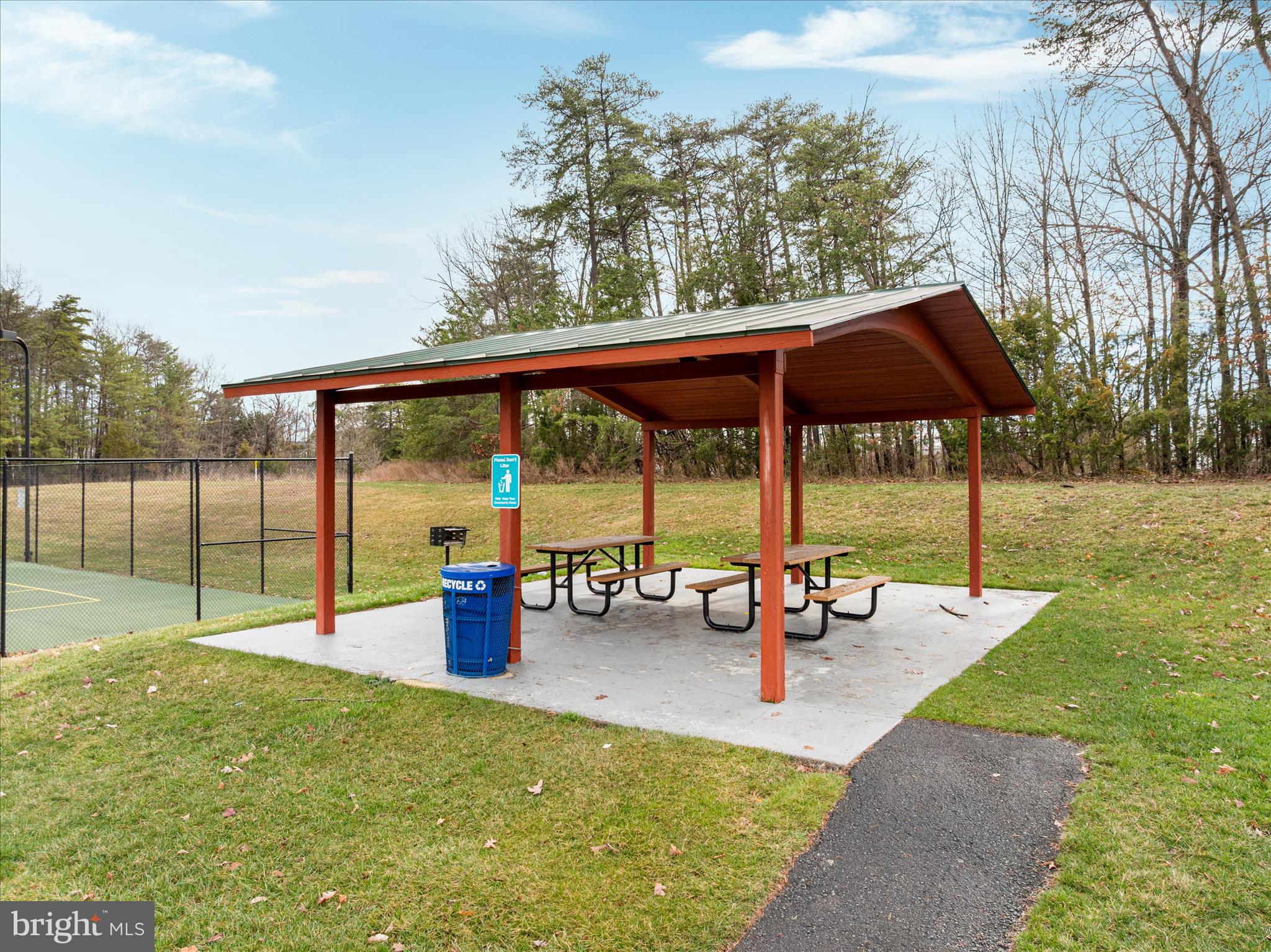 POTOMAC STATION - Residential