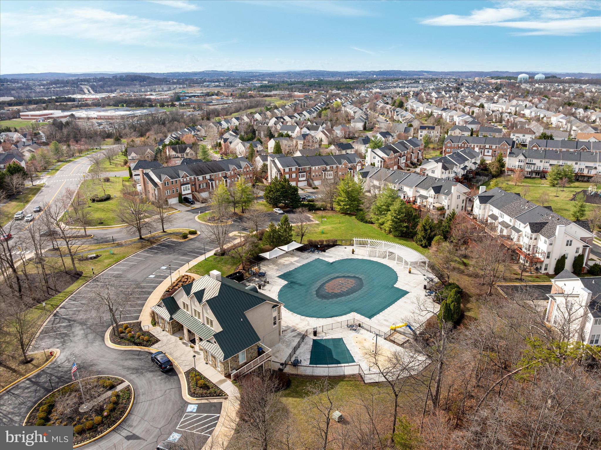 POTOMAC STATION - Residential