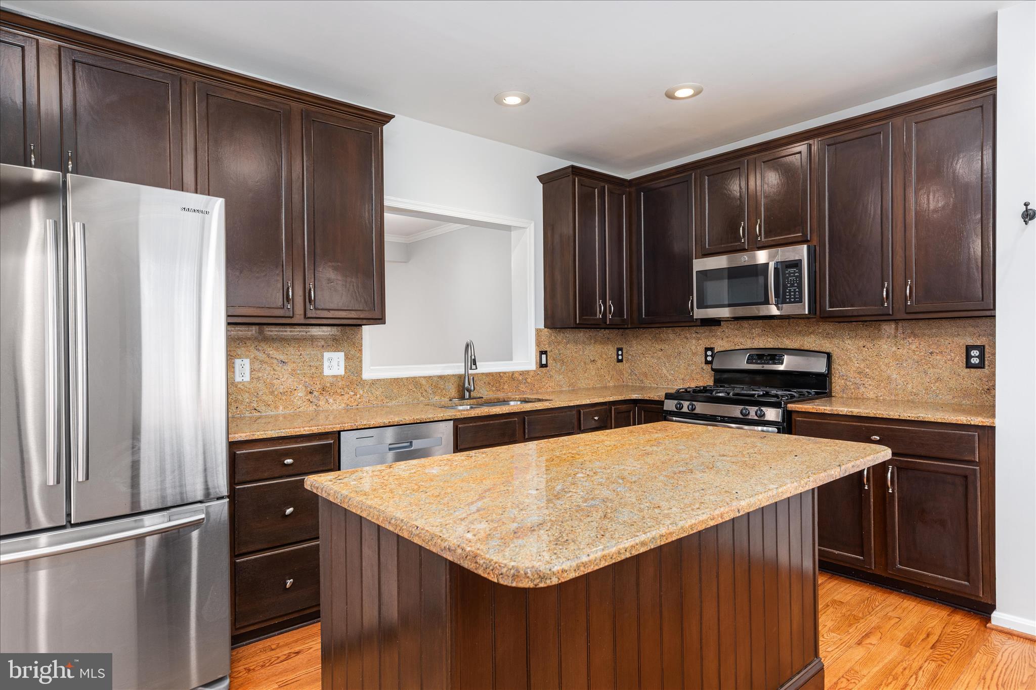 POTOMAC STATION - Residential