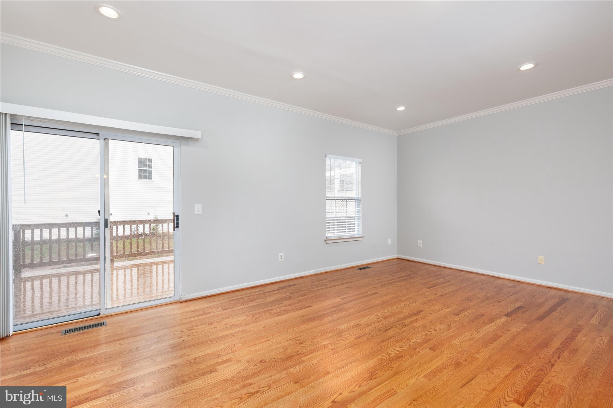 POTOMAC STATION - Residential