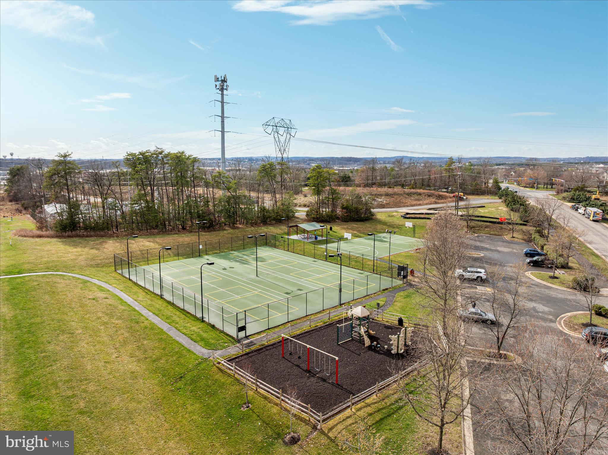 POTOMAC STATION - Residential