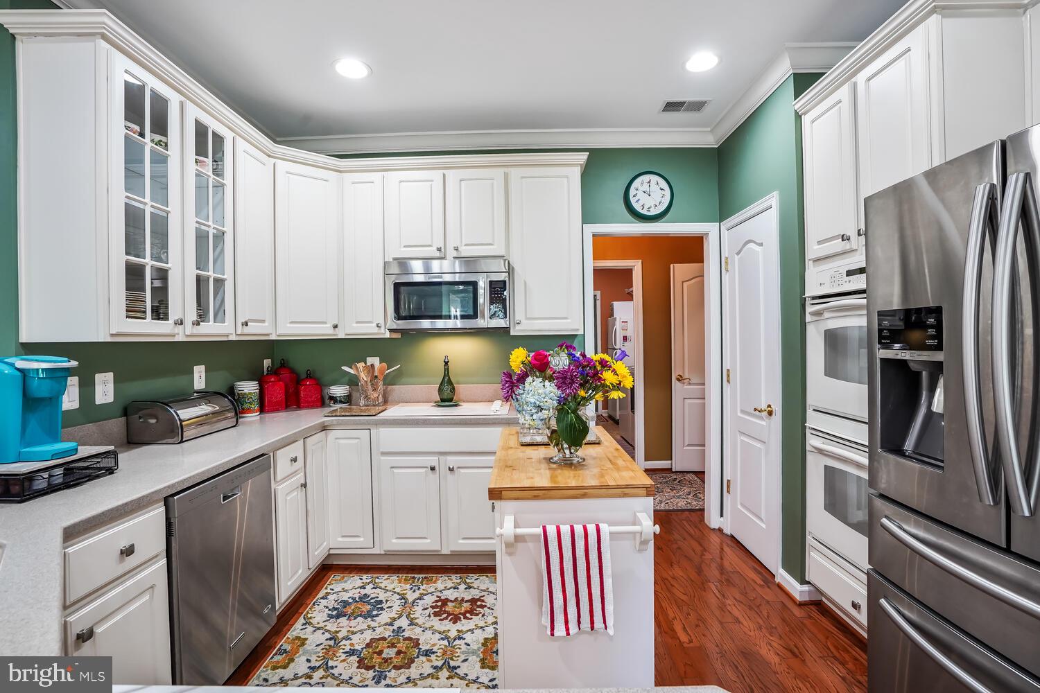 ENGLAND RUN NORTH - Residential