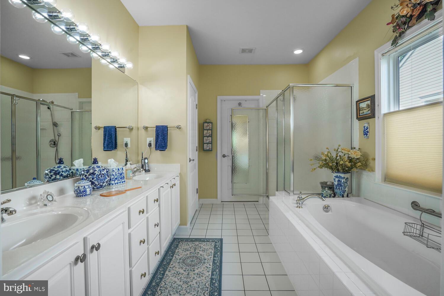 ENGLAND RUN NORTH - Residential