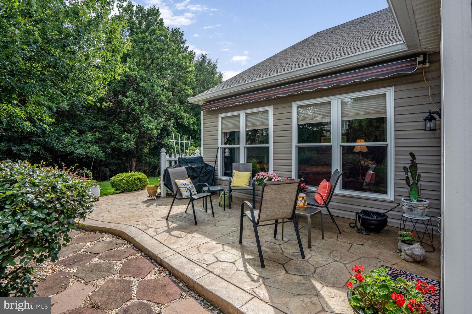 ENGLAND RUN NORTH - Residential