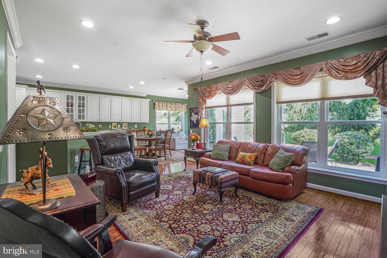 ENGLAND RUN NORTH - Residential