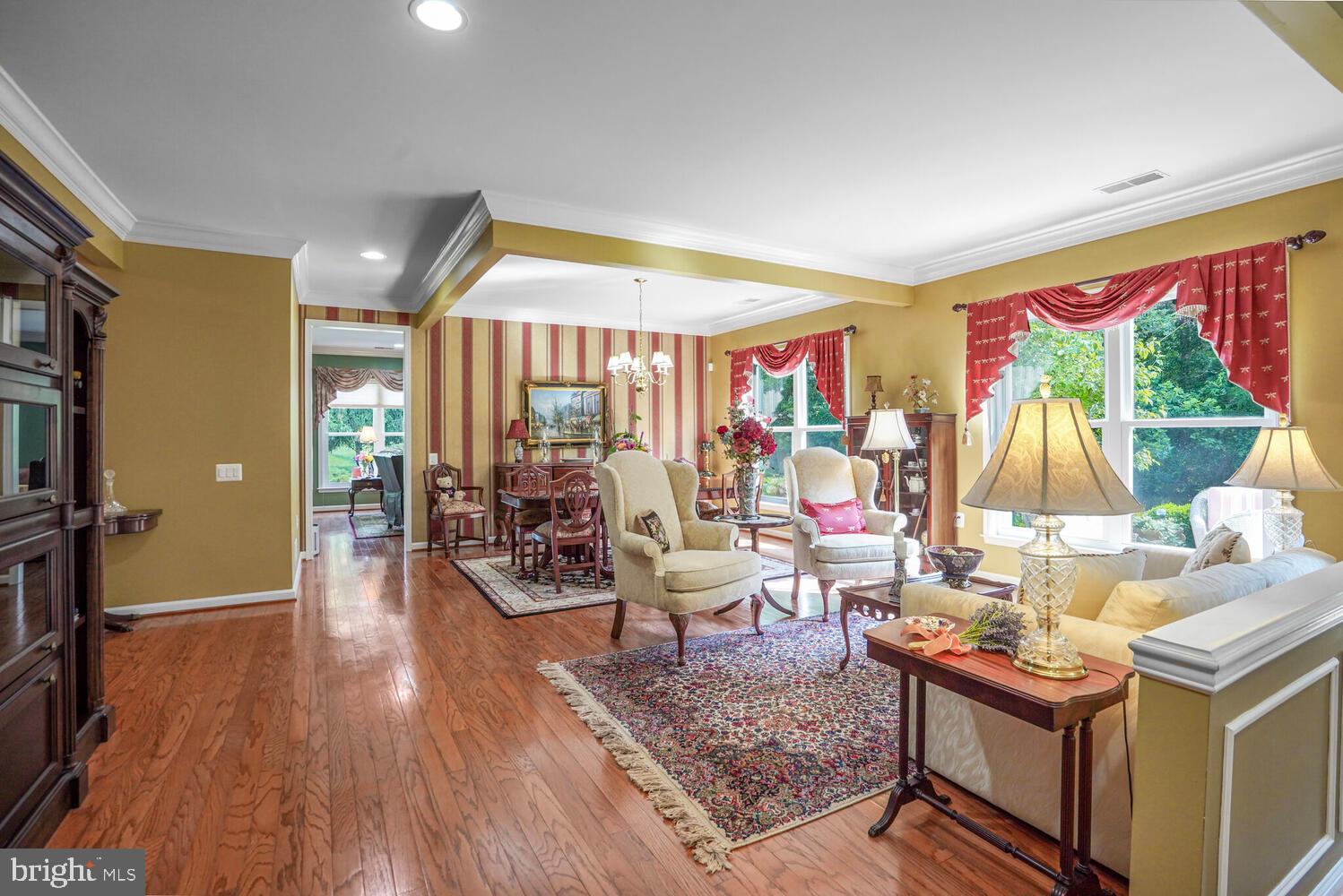 ENGLAND RUN NORTH - Residential