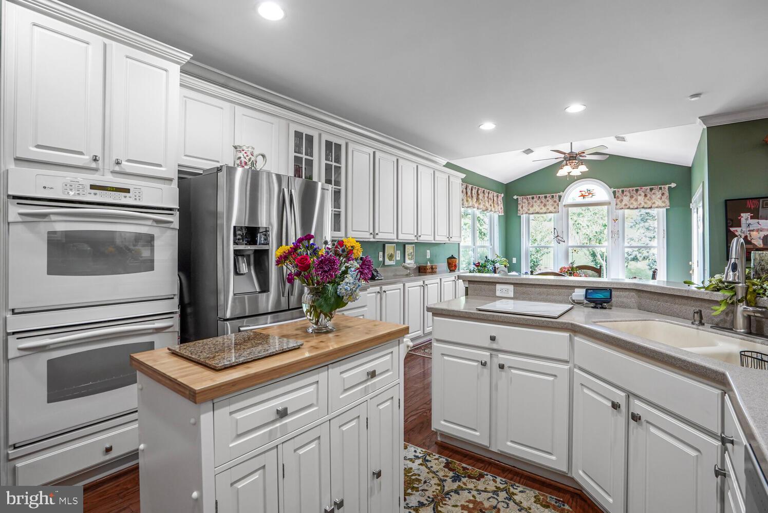 ENGLAND RUN NORTH - Residential