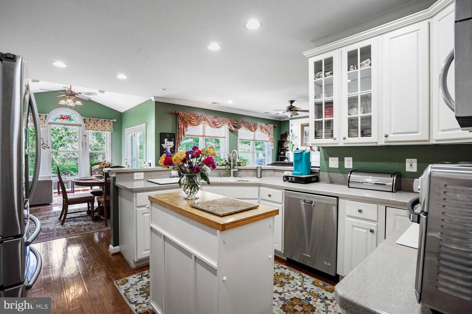 ENGLAND RUN NORTH - Residential