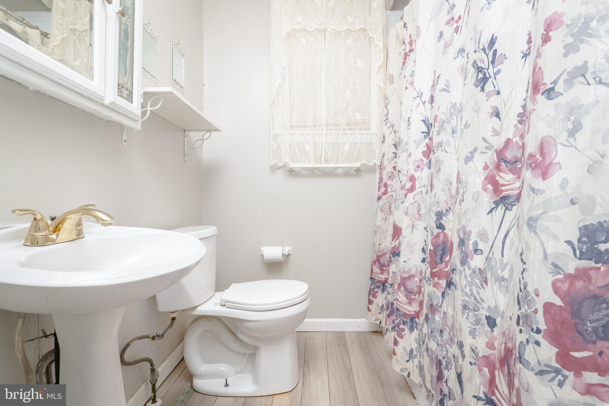 OVERLEA - Residential