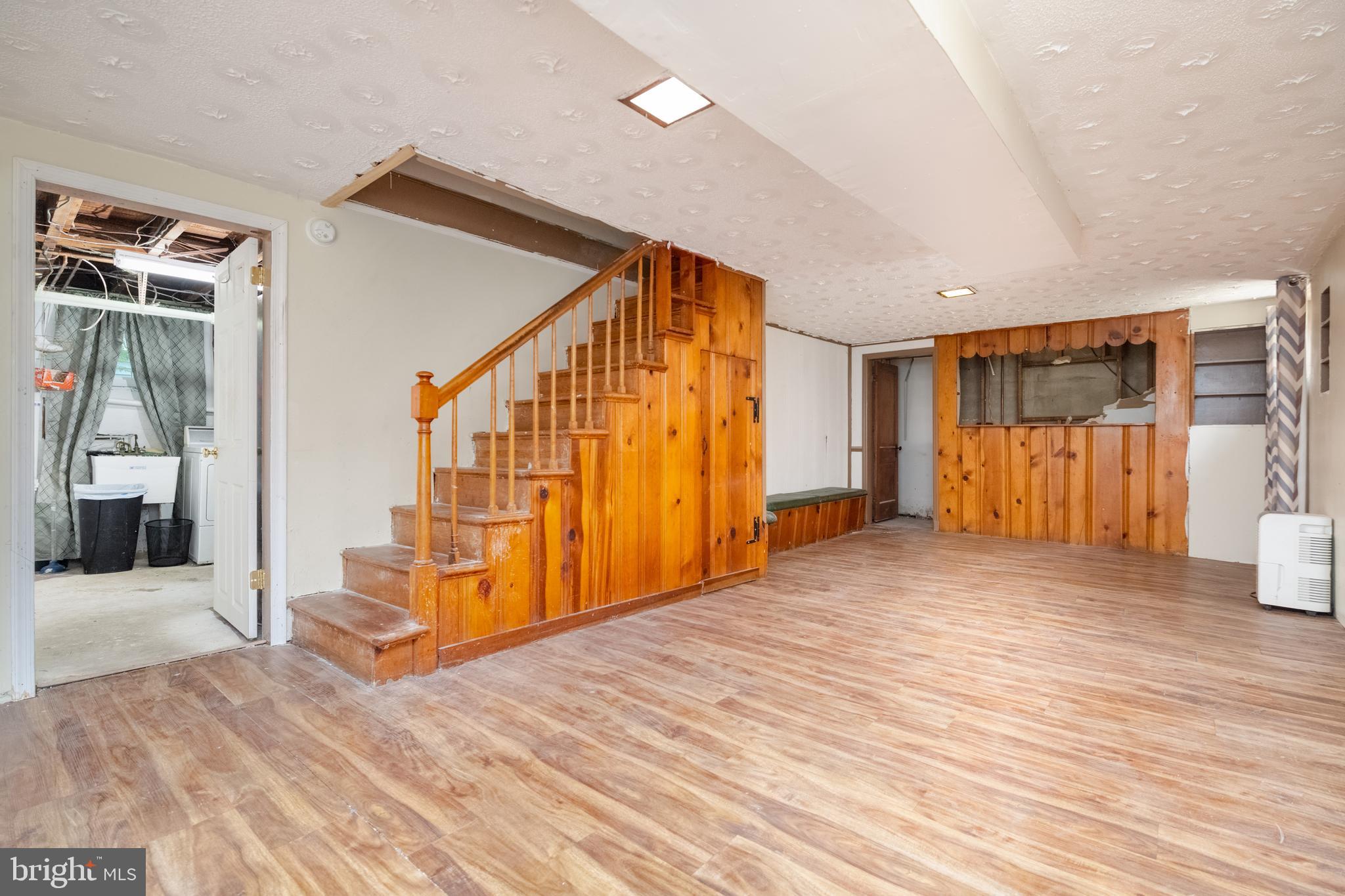 OVERLEA - Residential