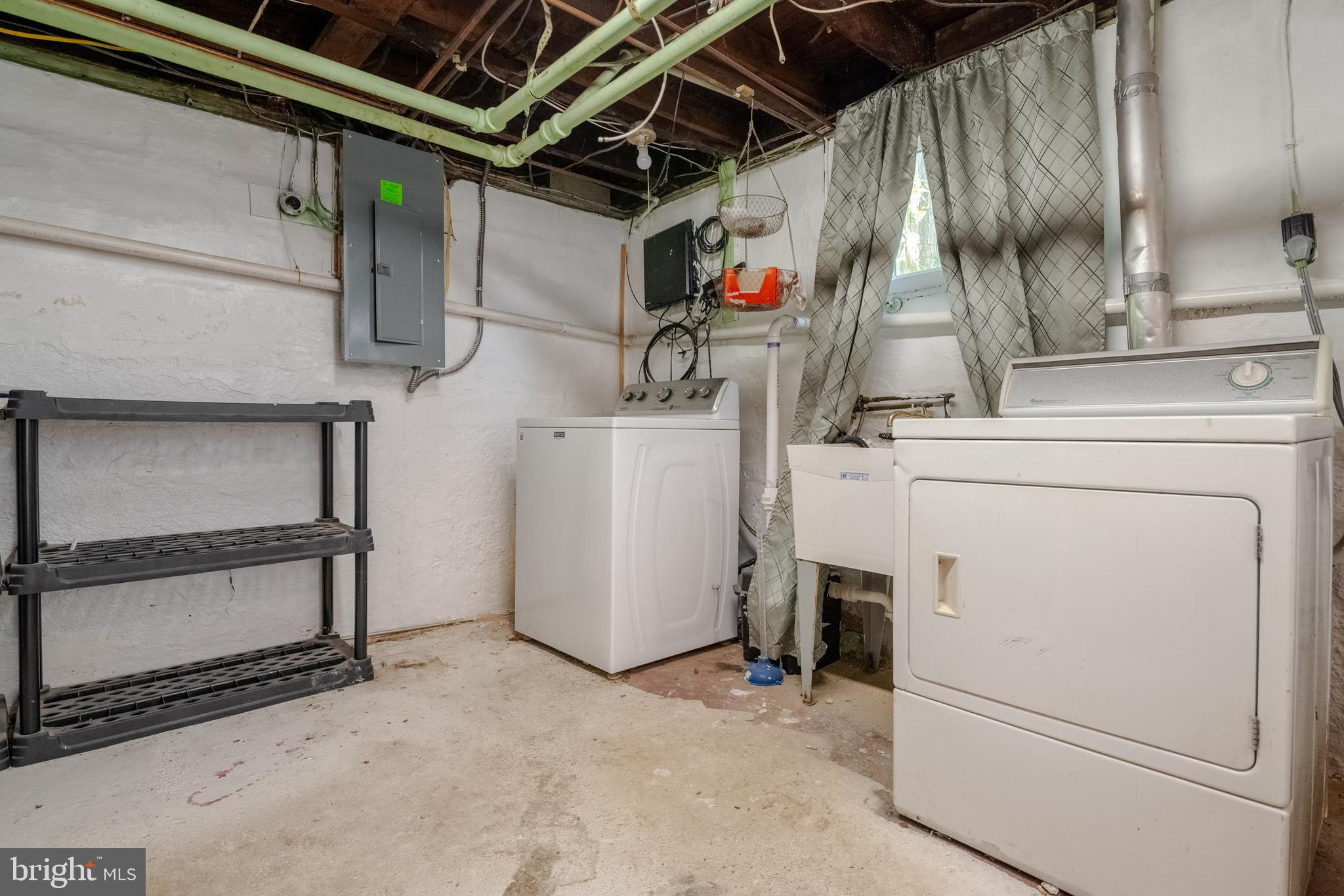 OVERLEA - Residential