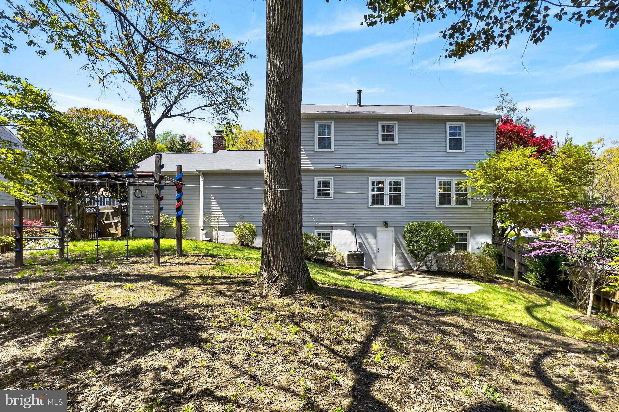 LONG BRANCH - Residential