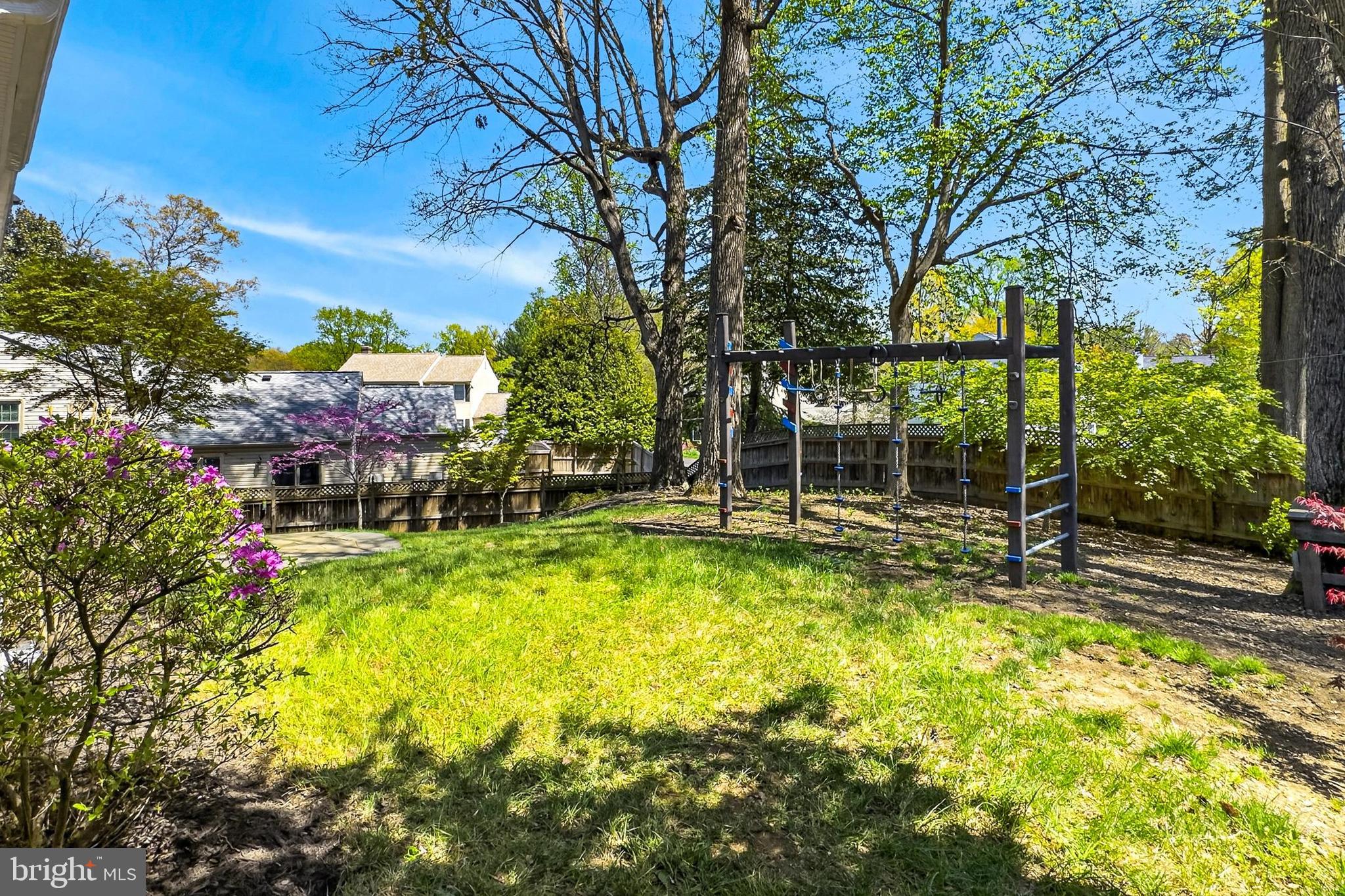 LONG BRANCH - Residential