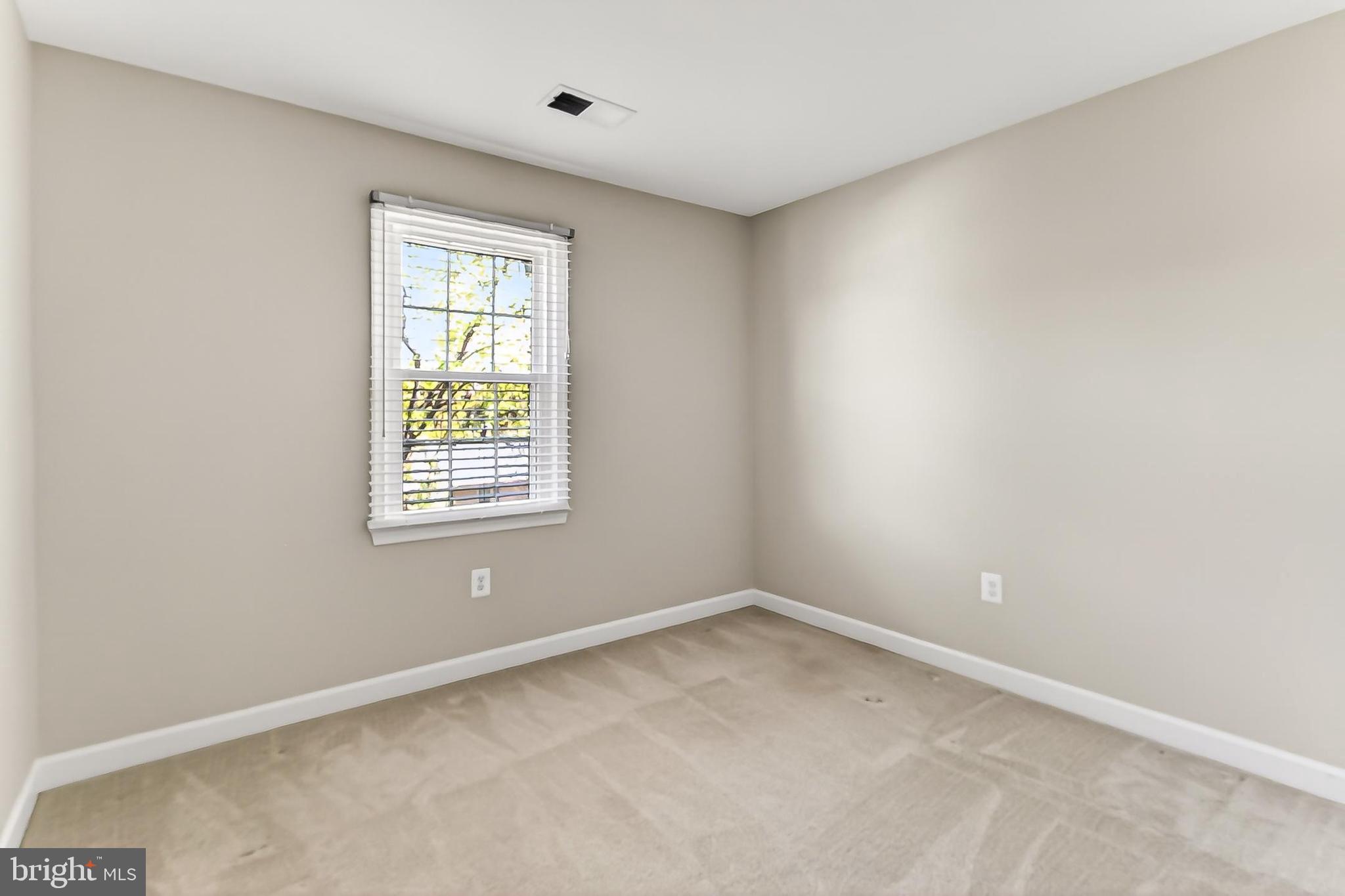 LONG BRANCH - Residential