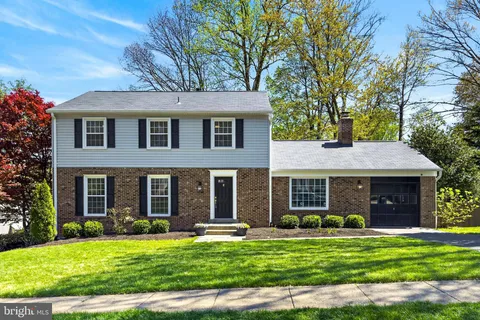 4915 King Solomon Drive, Annandale, VA MLS: VAFX2303478