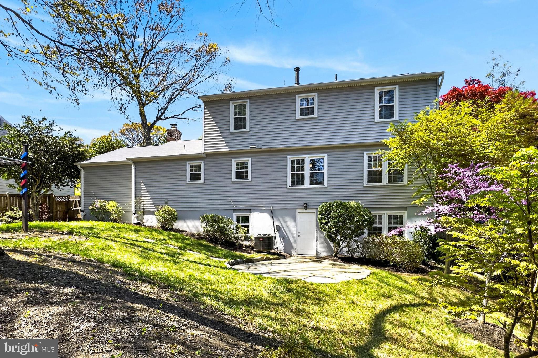 LONG BRANCH - Residential