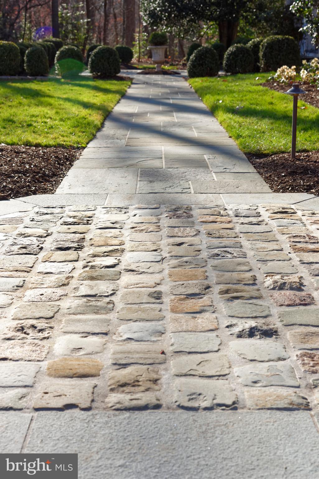 BRANDERMILL - Residential