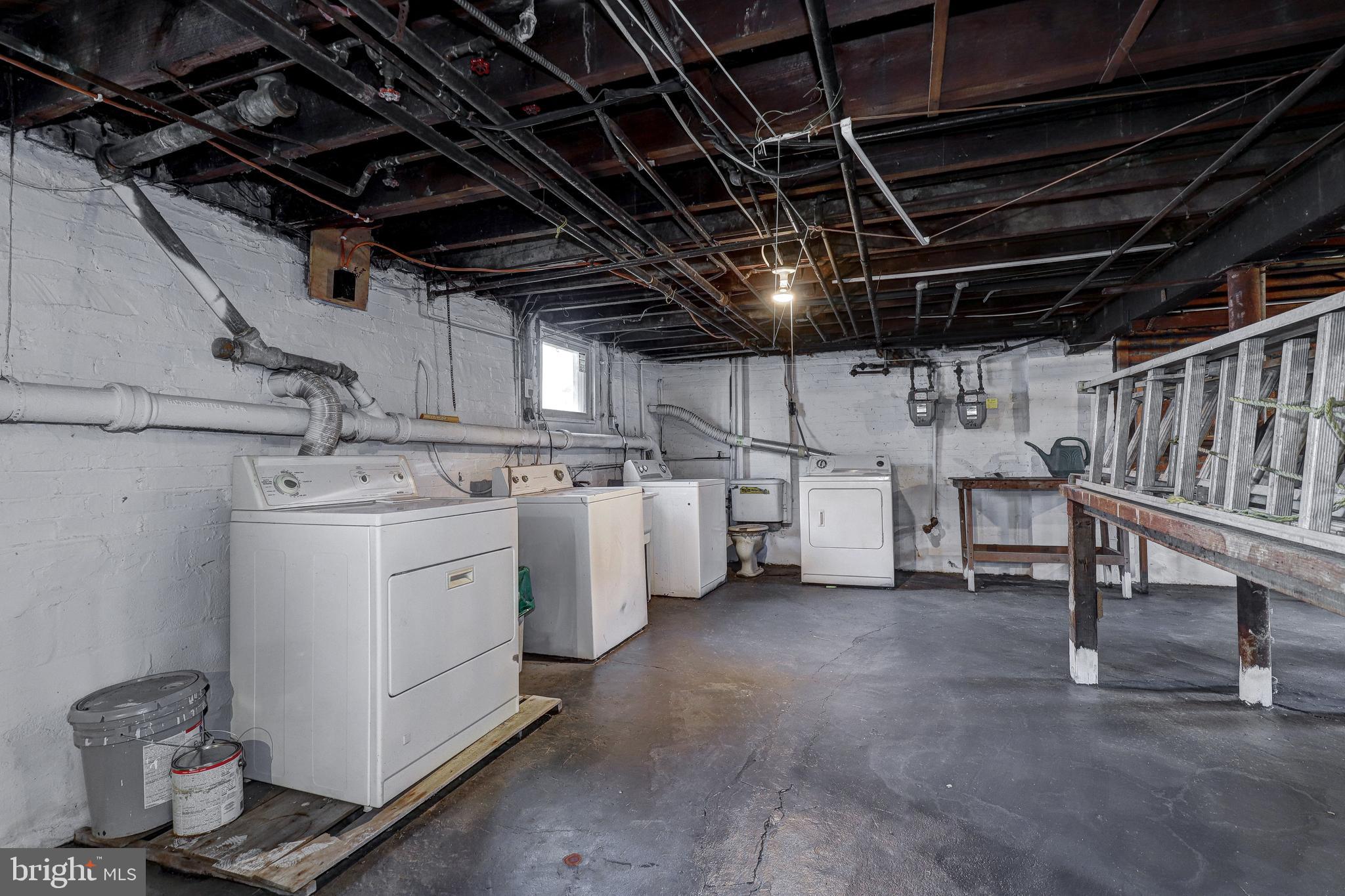 OVERLEA - Residential Income