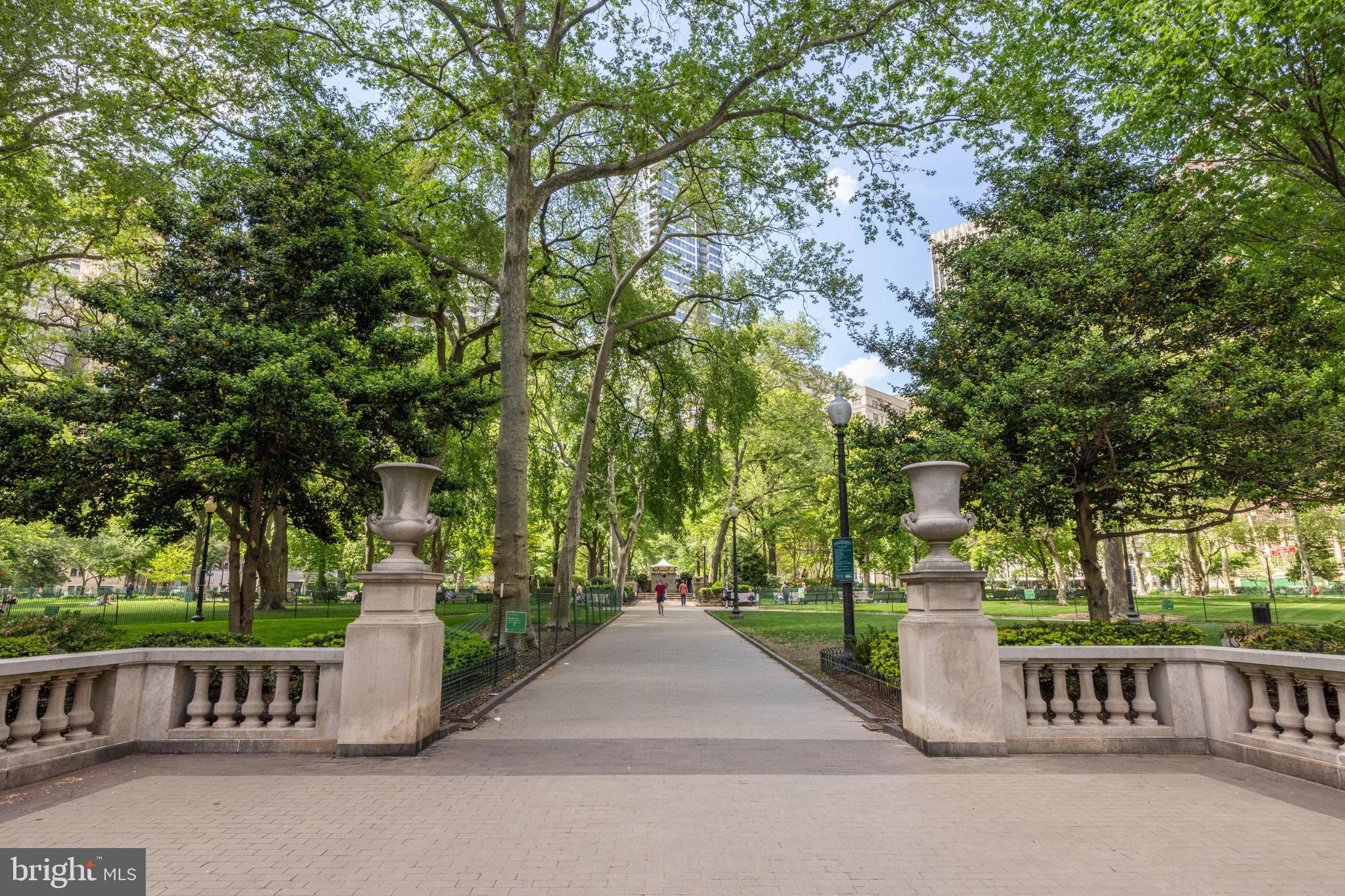 RITTENHOUSE SQUARE - Residential
