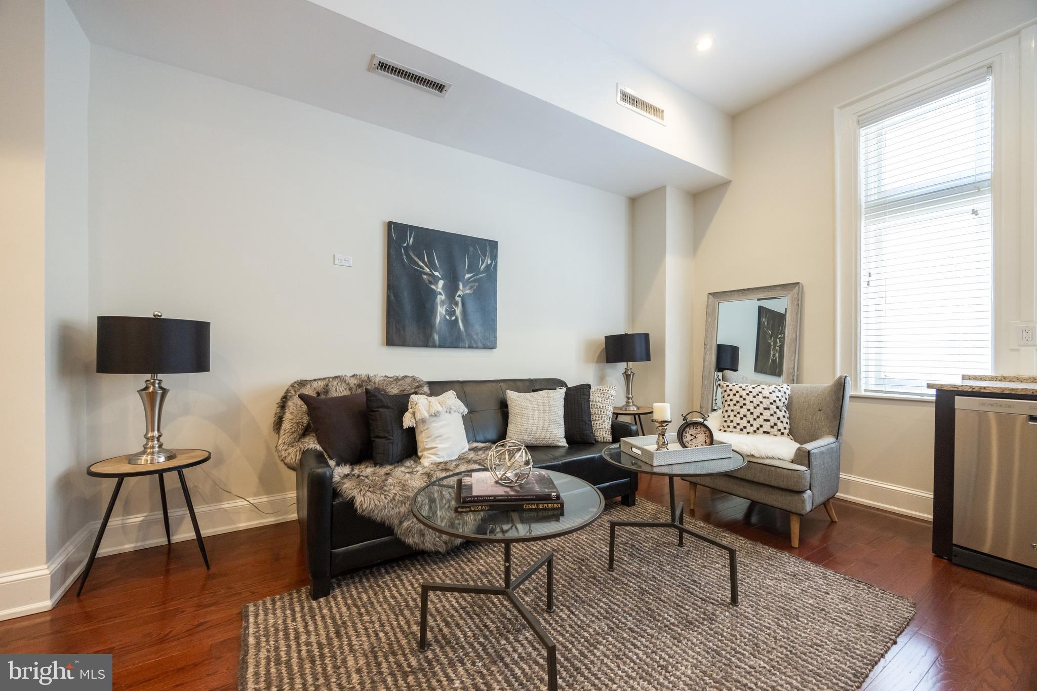 RITTENHOUSE SQUARE - Residential