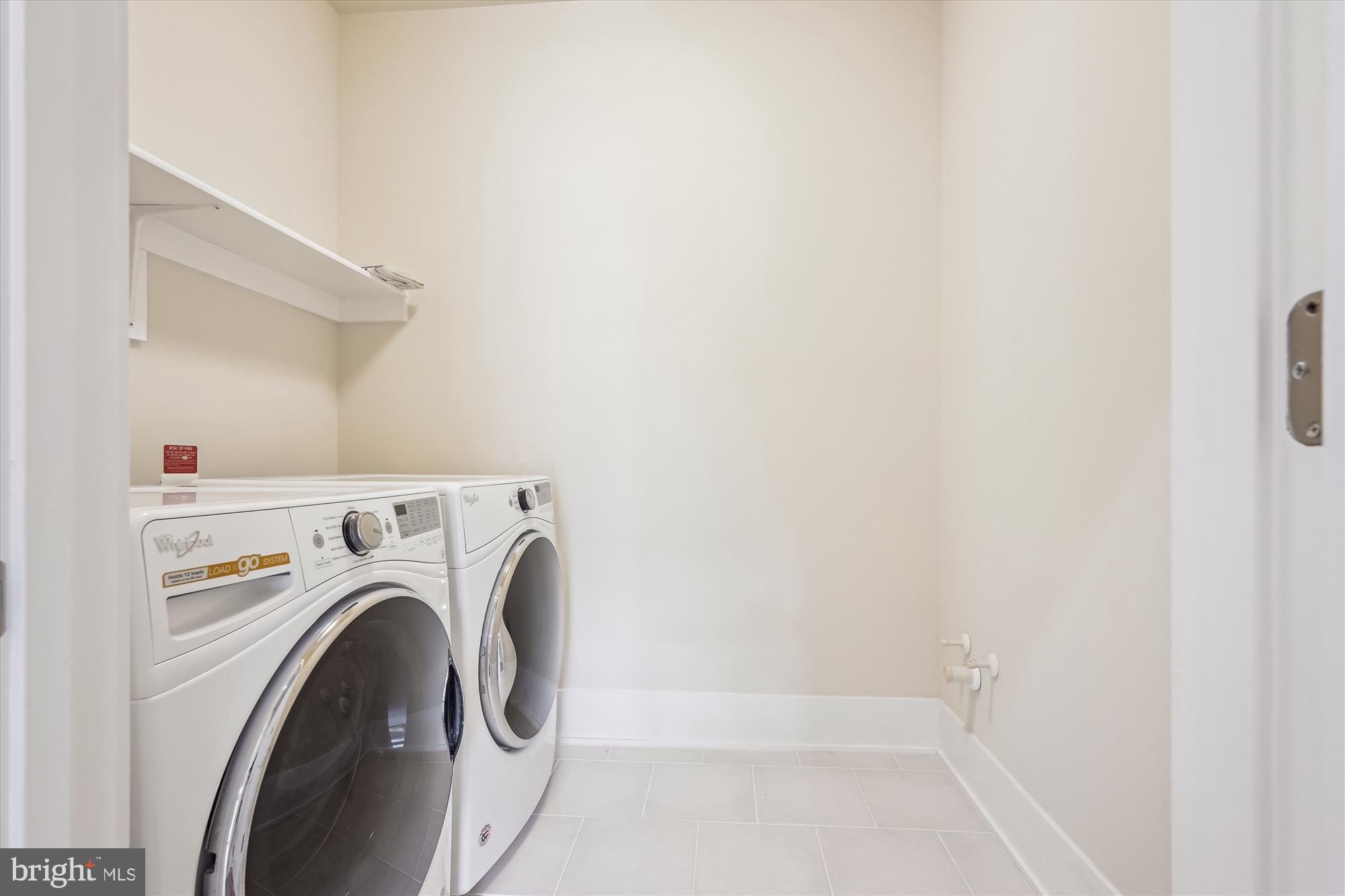 GROSVENOR HEIGHTS - Residential