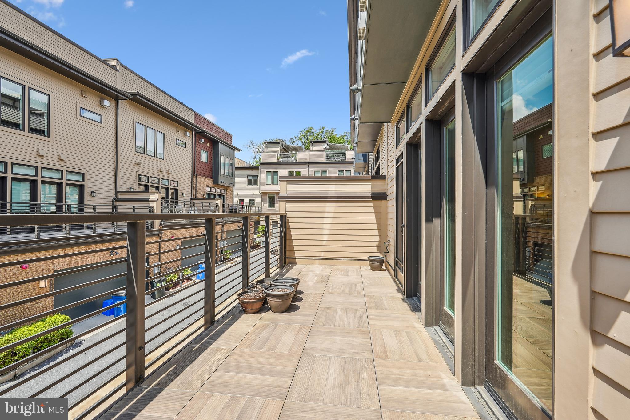 GROSVENOR HEIGHTS - Residential