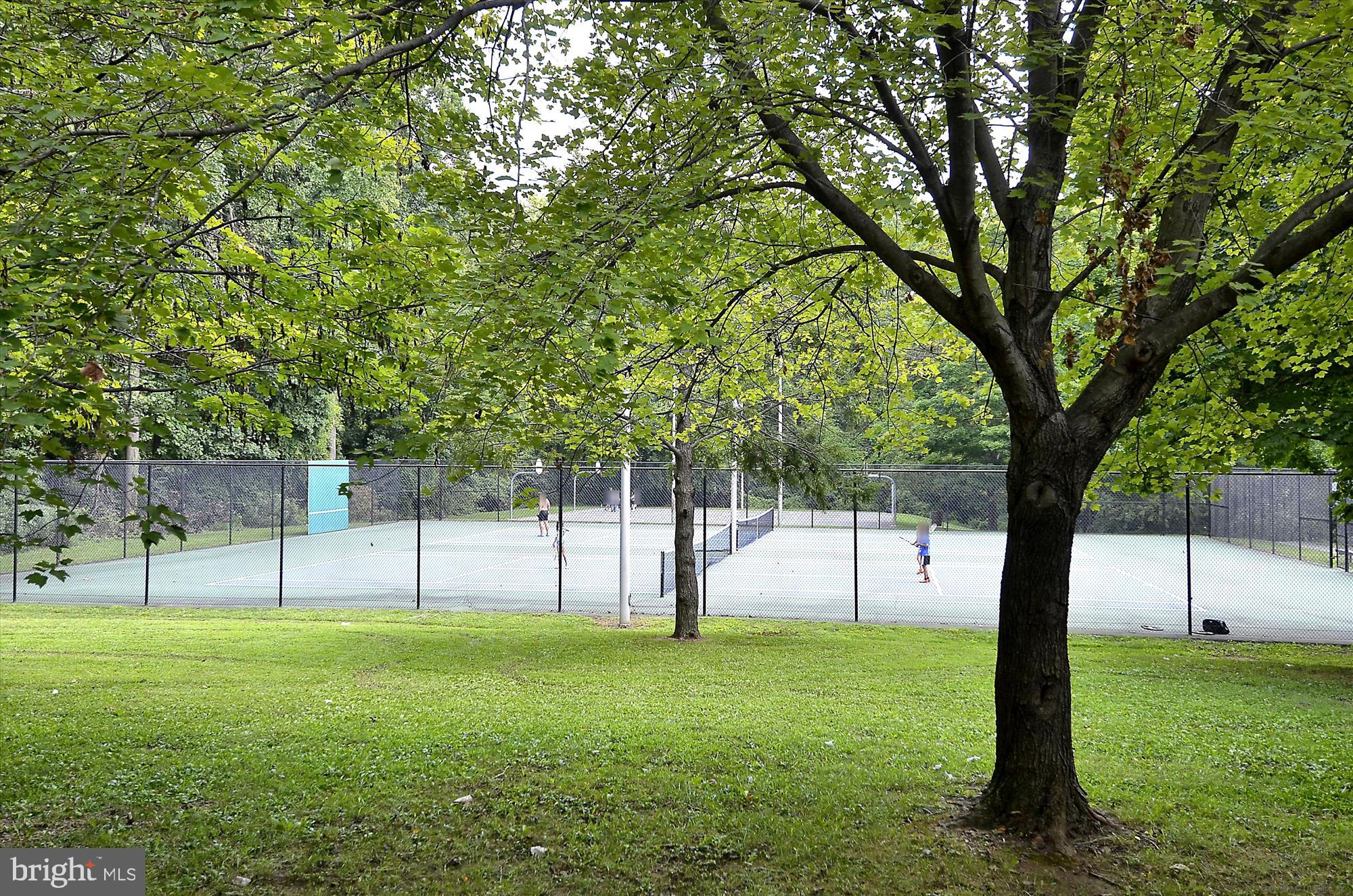 GROSVENOR HEIGHTS - Residential