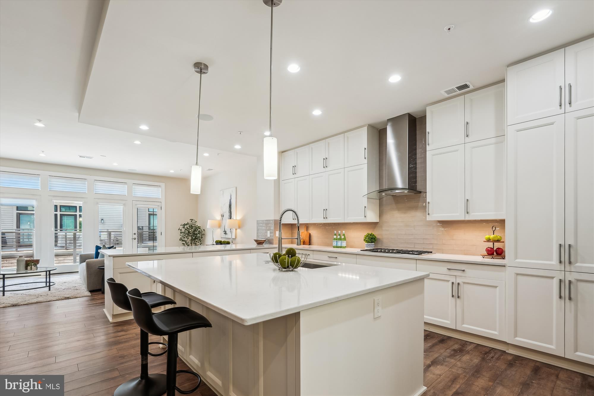 GROSVENOR HEIGHTS - Residential