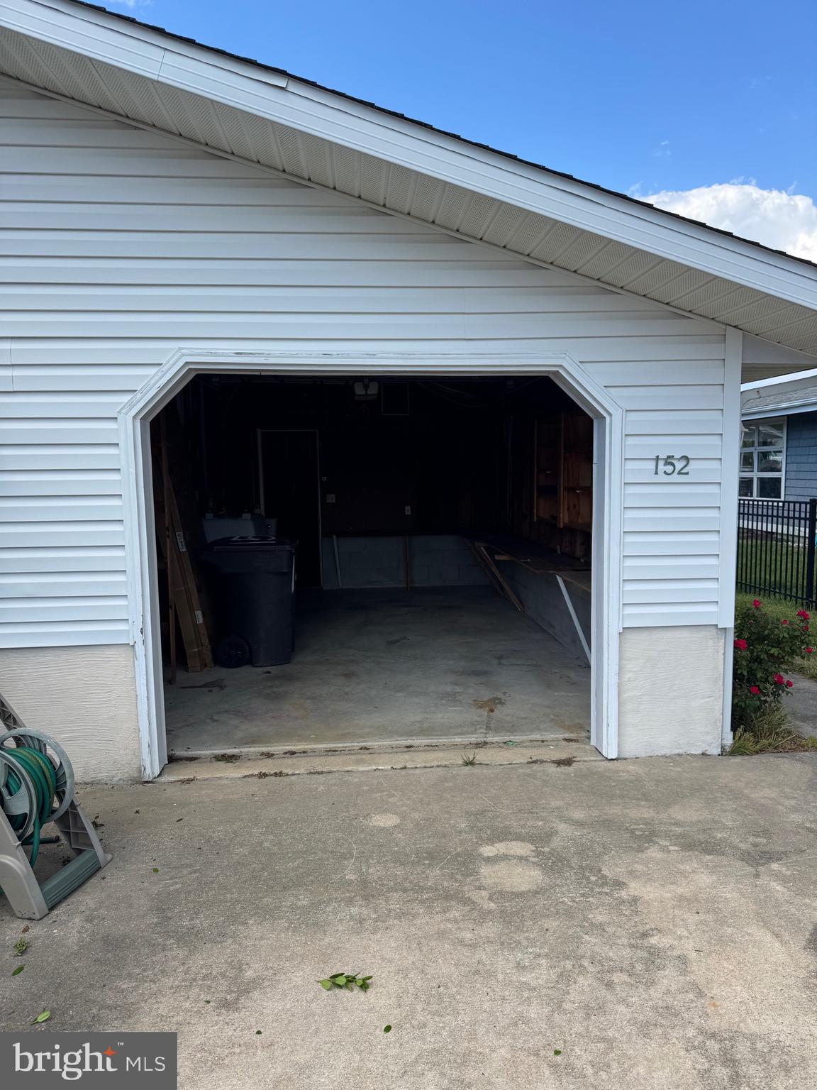 152 OLD WHARF ROAD
