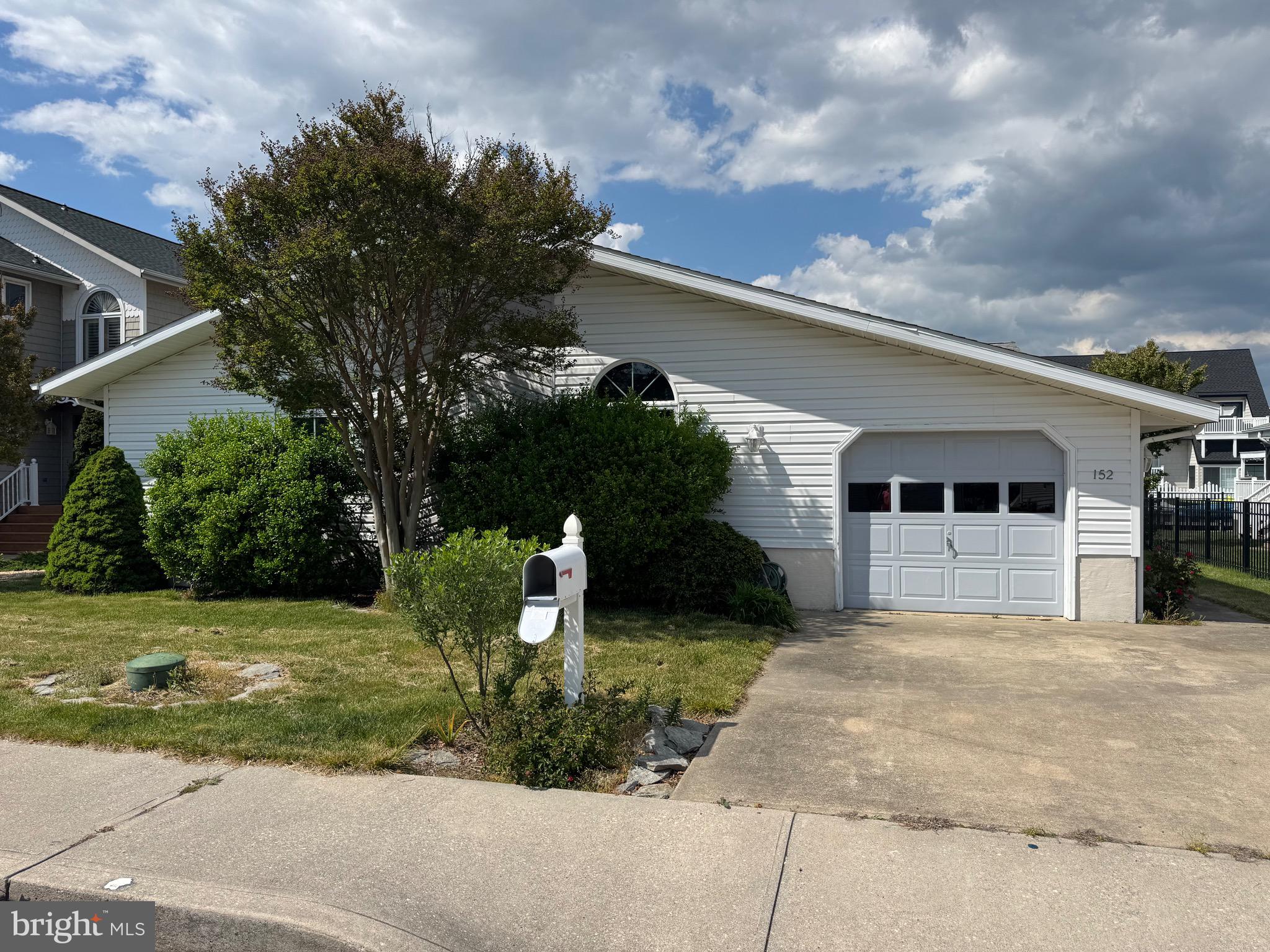 152 OLD WHARF ROAD