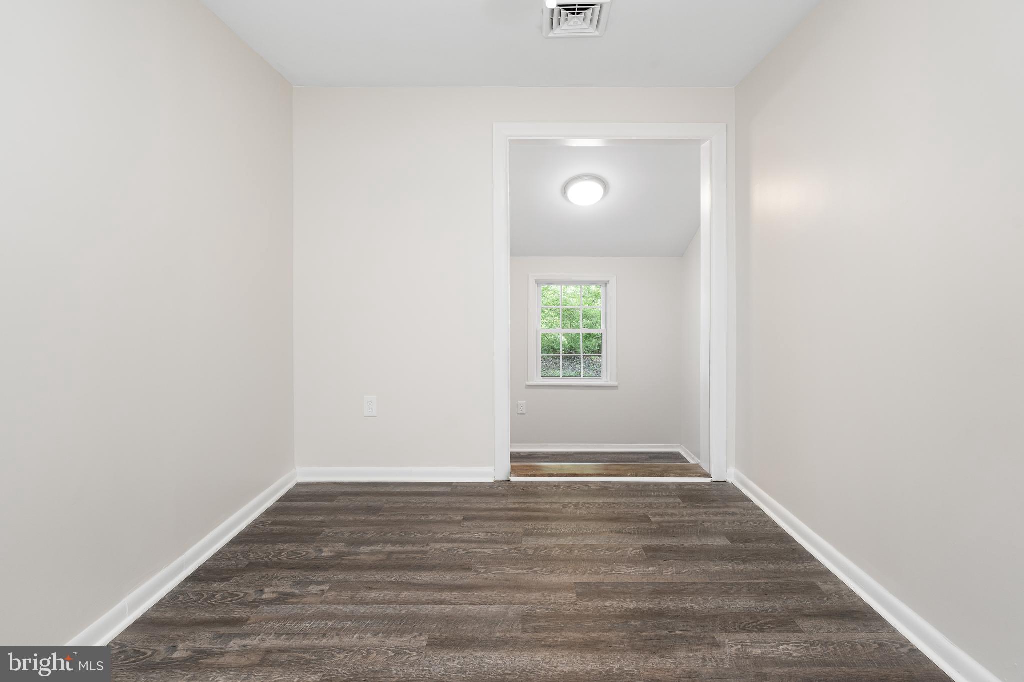 EDGAR GROVE - Residential