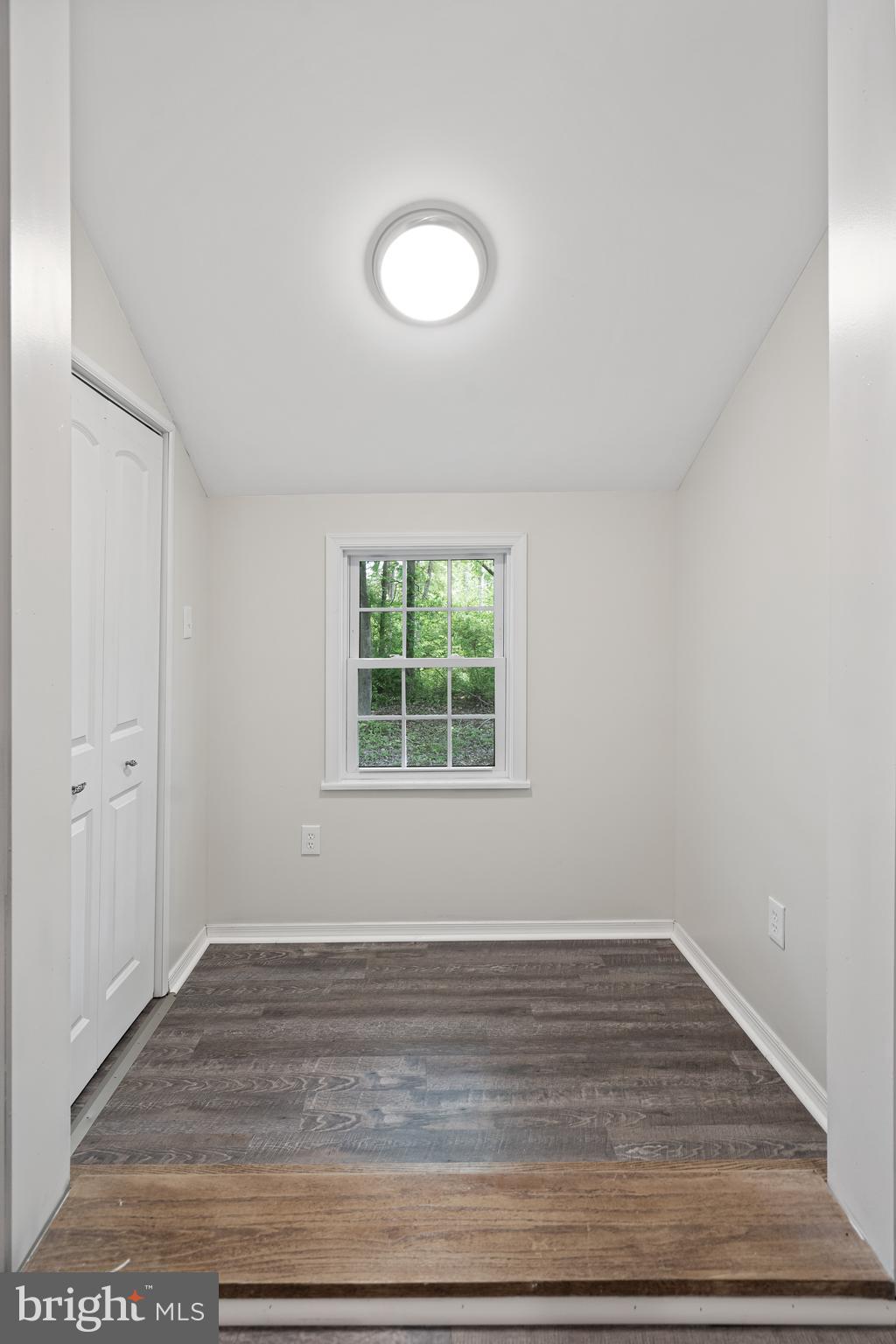 EDGAR GROVE - Residential