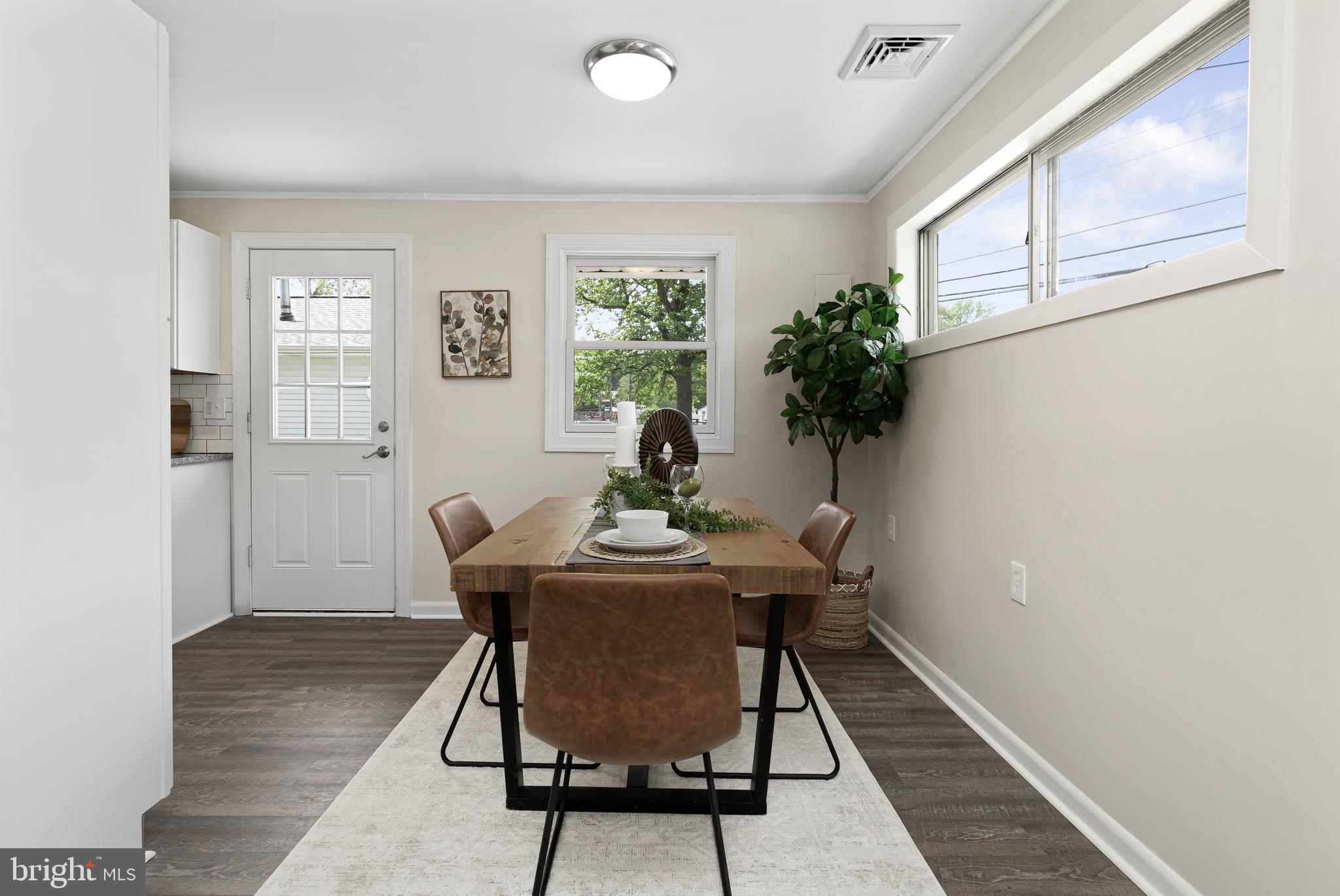 EDGAR GROVE - Residential