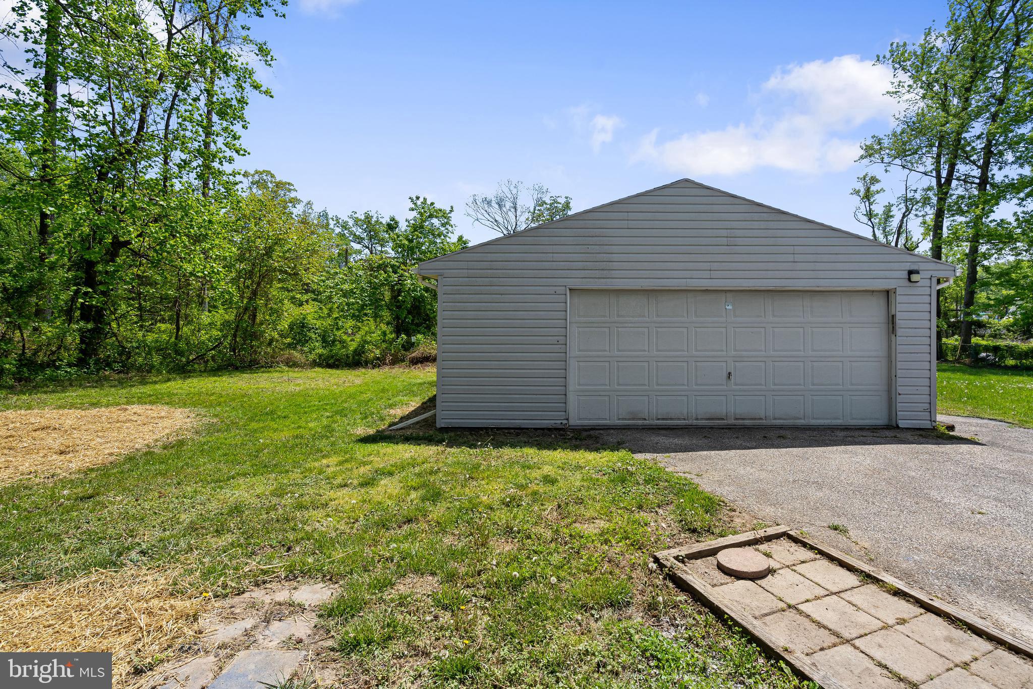 EDGAR GROVE - Residential