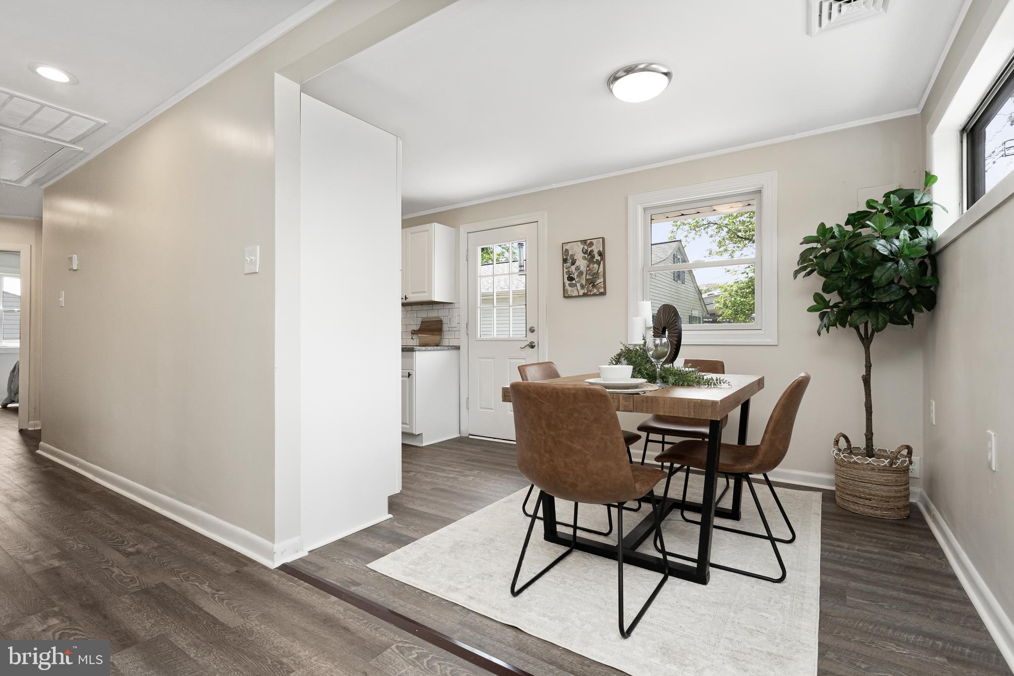 EDGAR GROVE - Residential