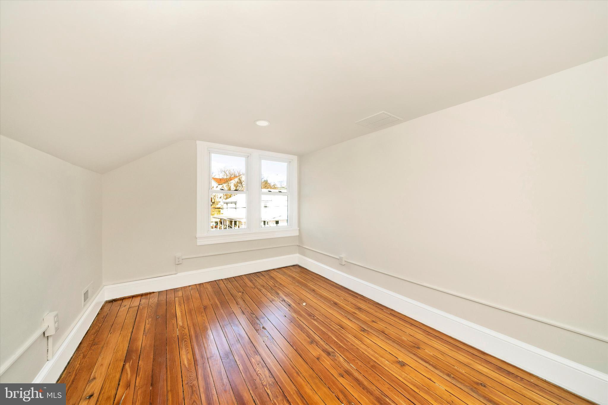 BRUNSWICK - Residential Income