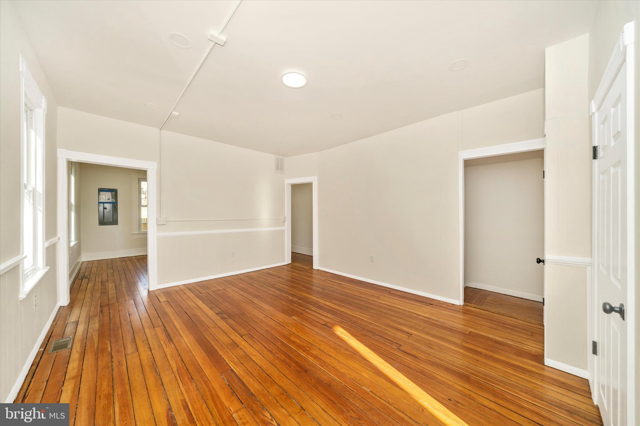 BRUNSWICK - Residential Income