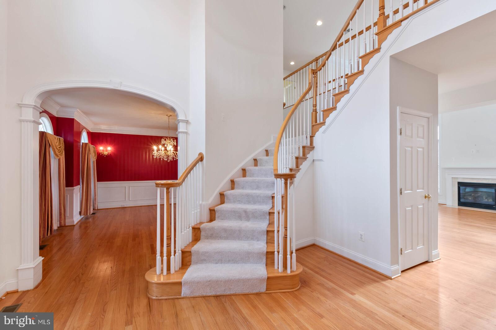 FAIRFAX ACRES - Residential