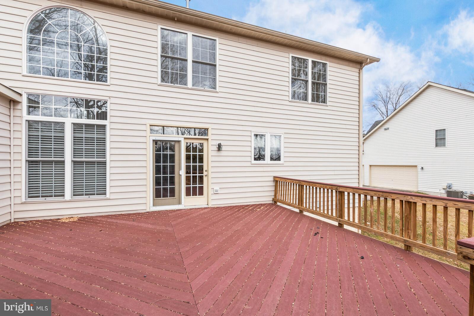 FAIRFAX ACRES - Residential