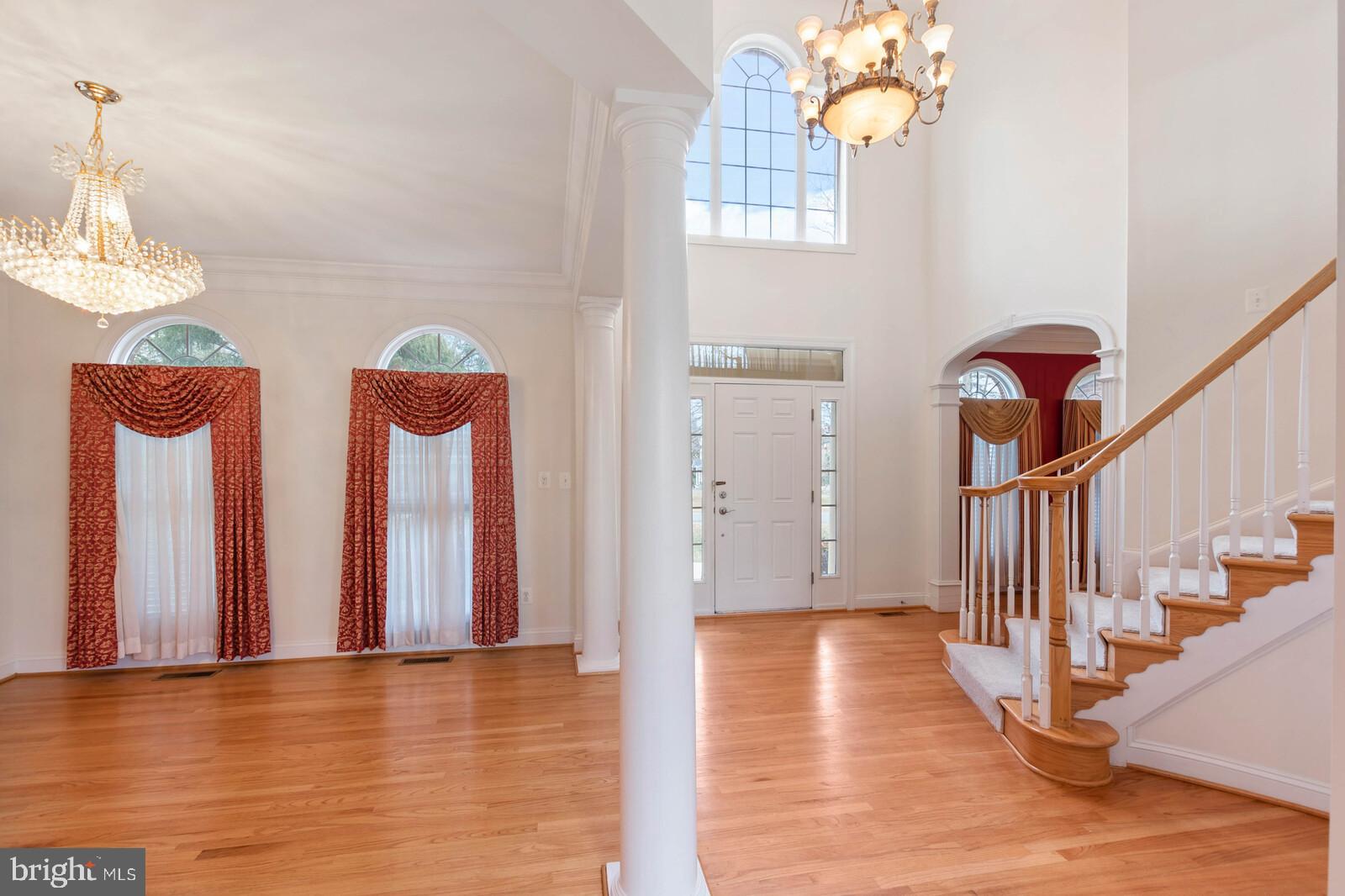 FAIRFAX ACRES - Residential