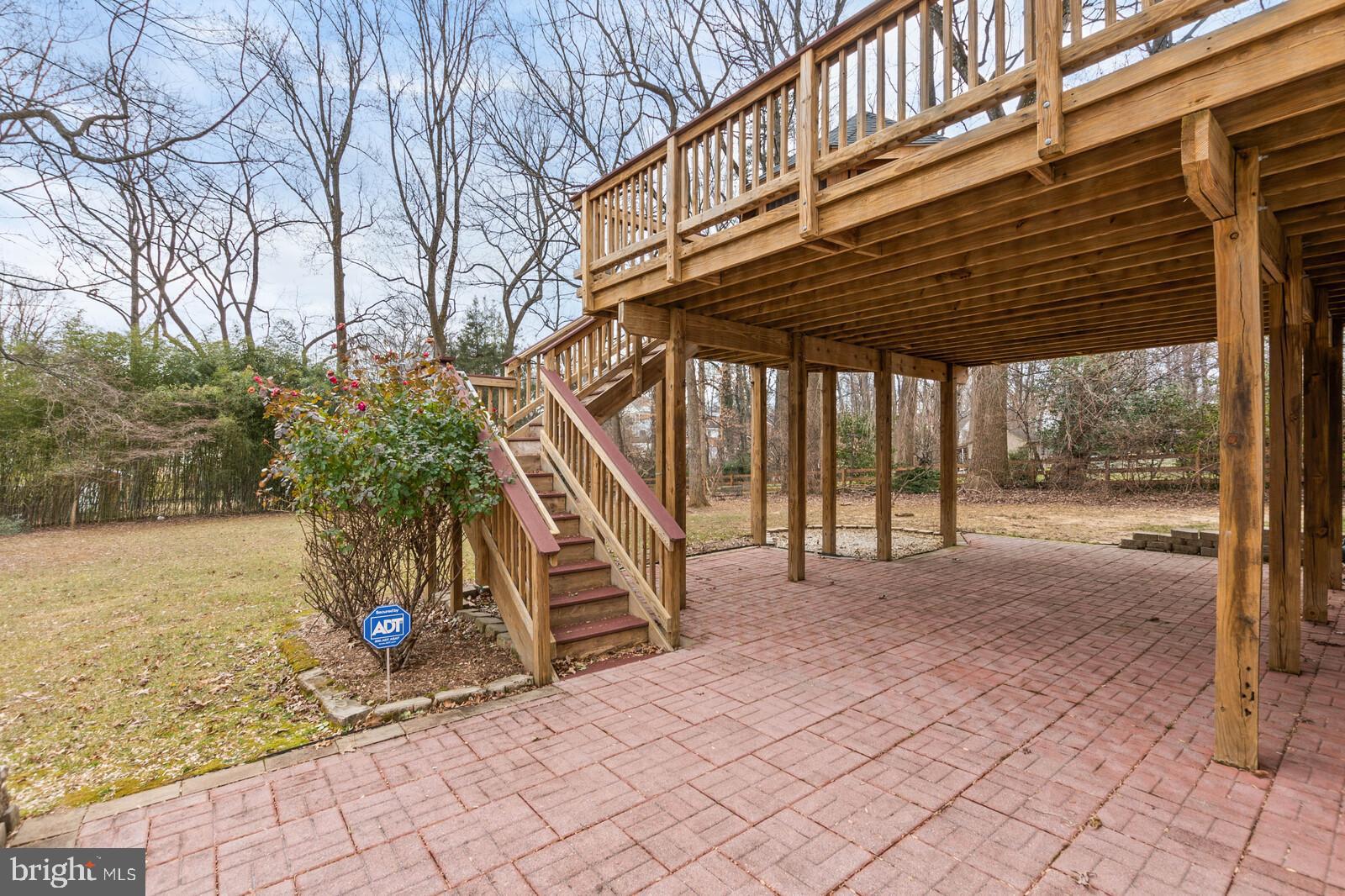 FAIRFAX ACRES - Residential