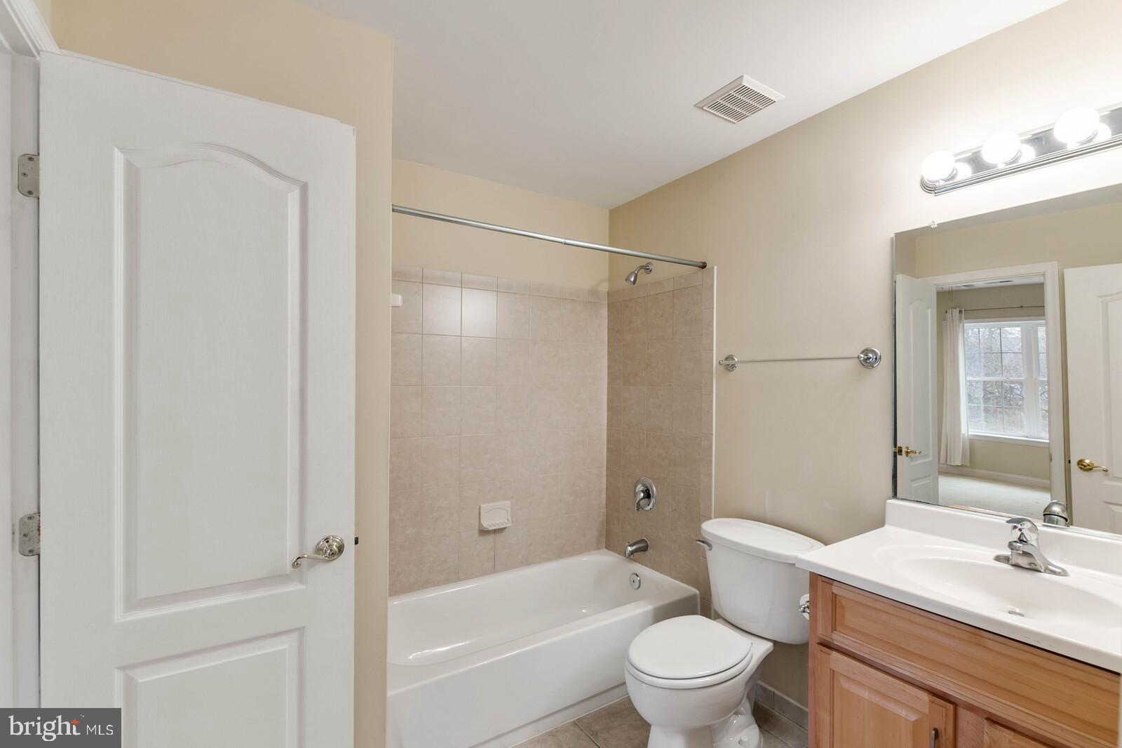 FAIRFAX ACRES - Residential