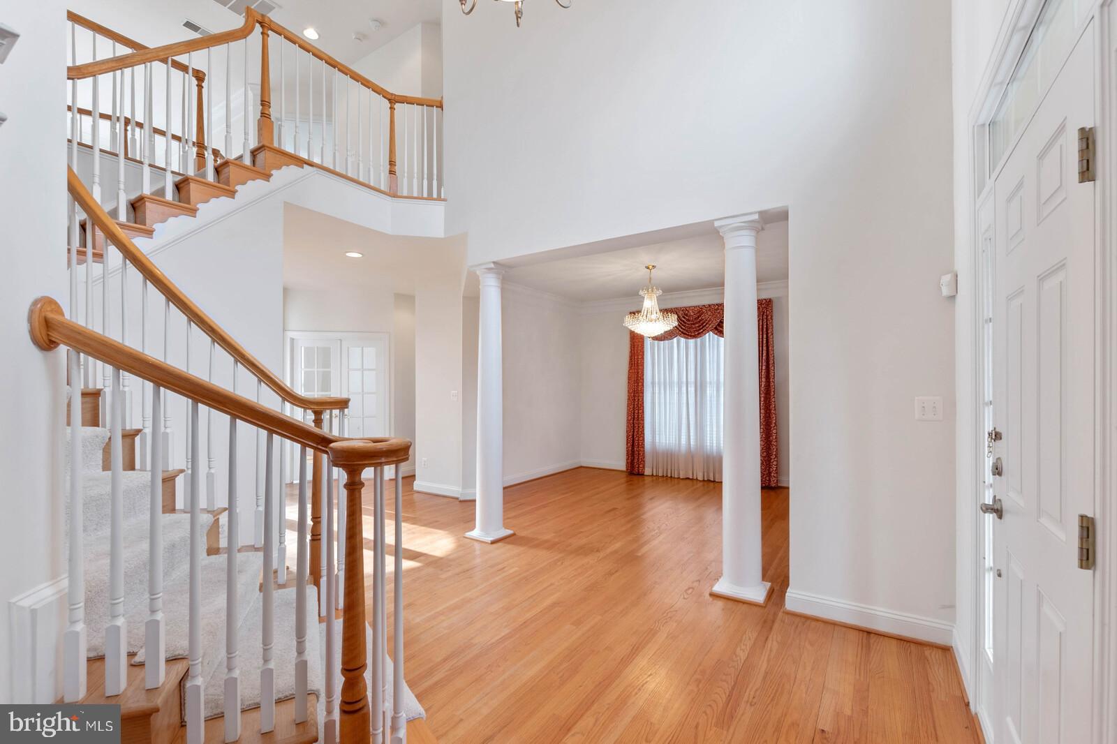 FAIRFAX ACRES - Residential