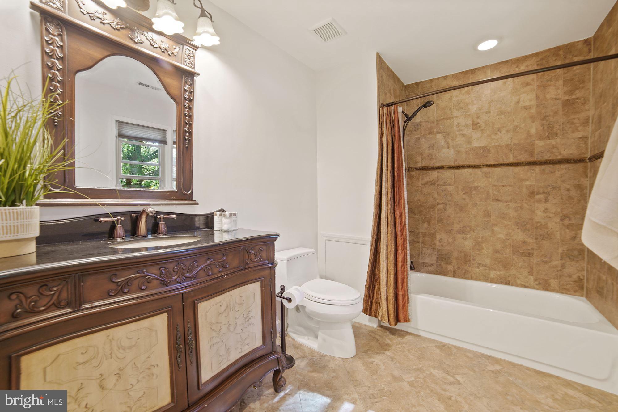 NORBECK KNOLLS - Residential