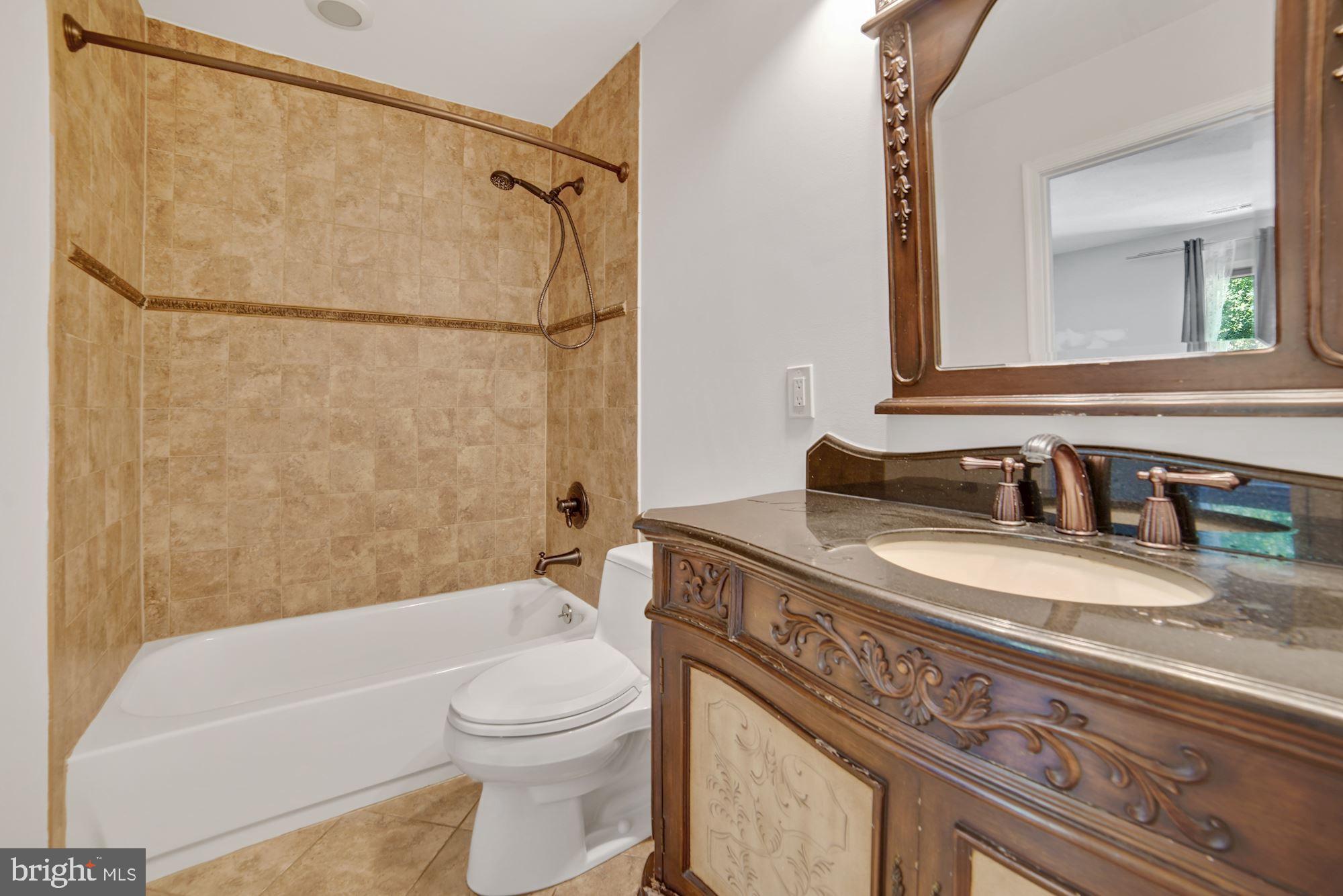 NORBECK KNOLLS - Residential