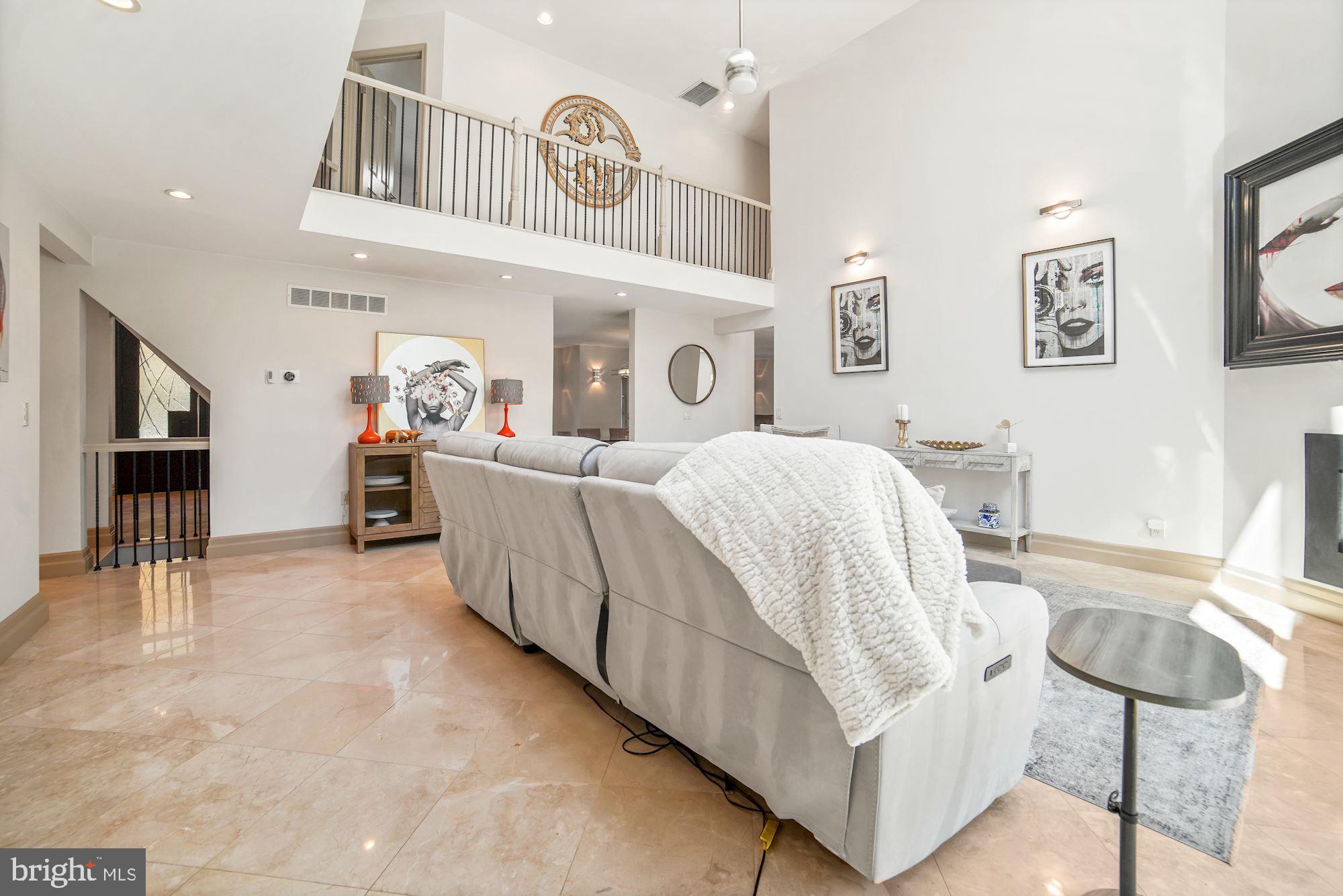 NORBECK KNOLLS - Residential