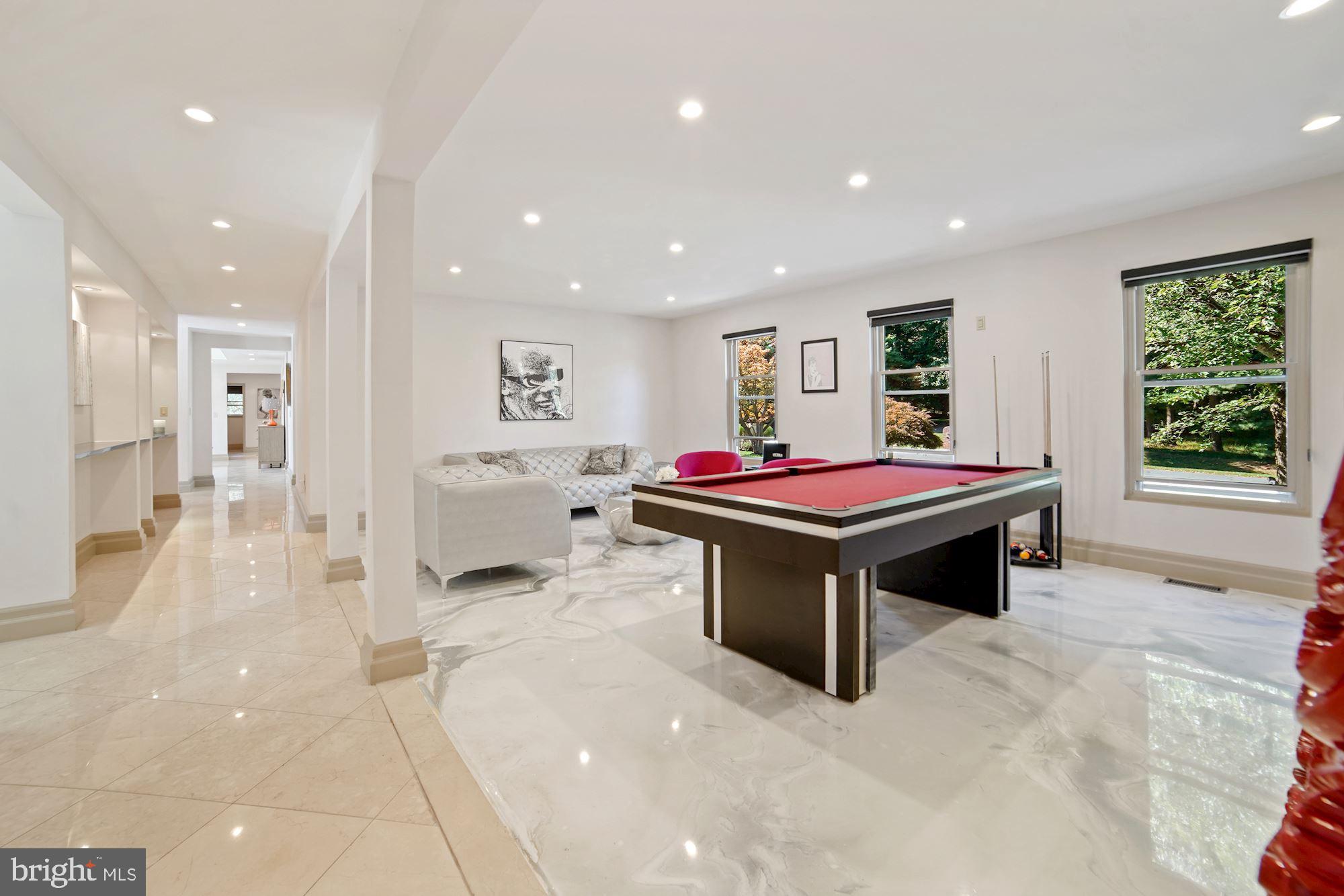 NORBECK KNOLLS - Residential