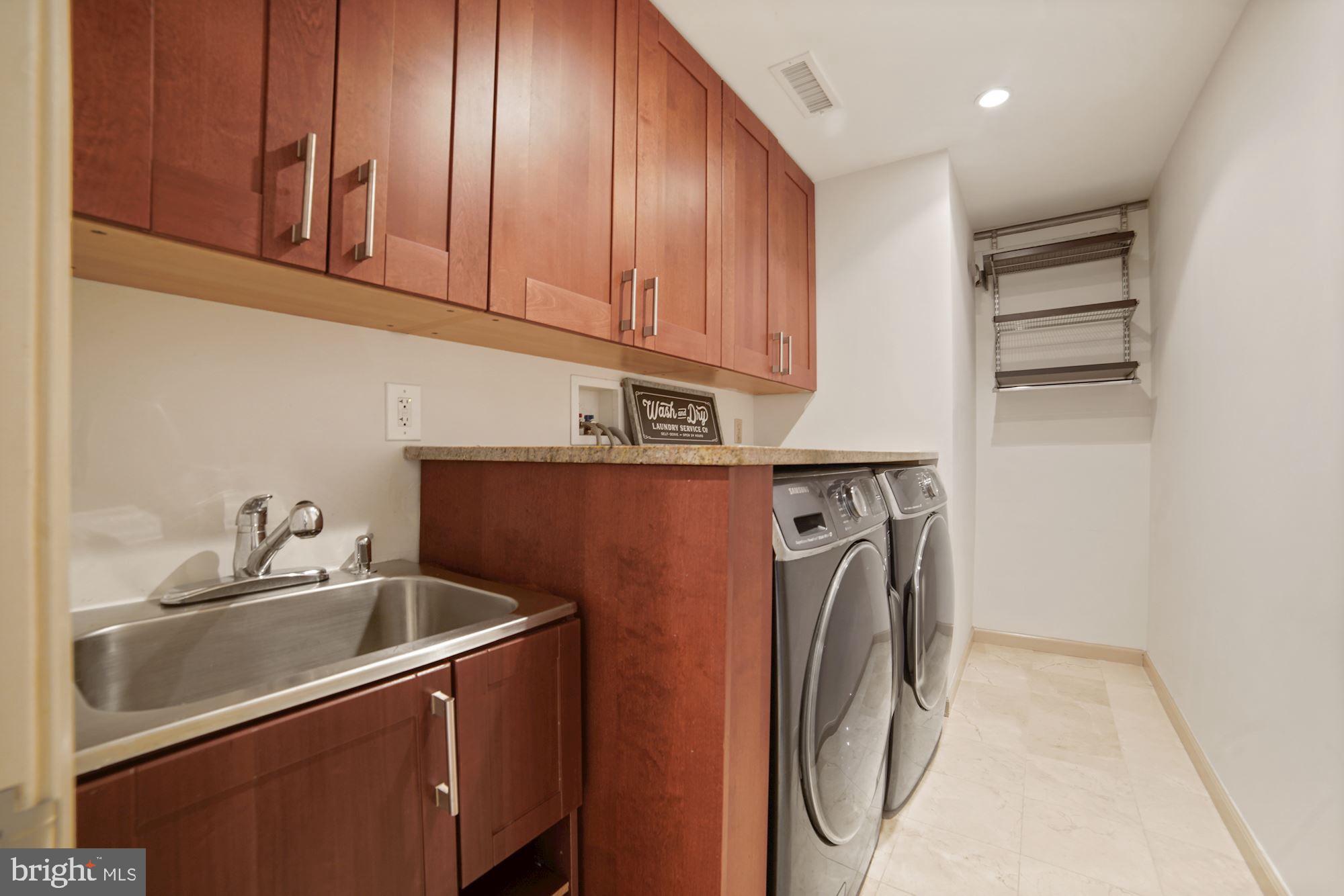 NORBECK KNOLLS - Residential