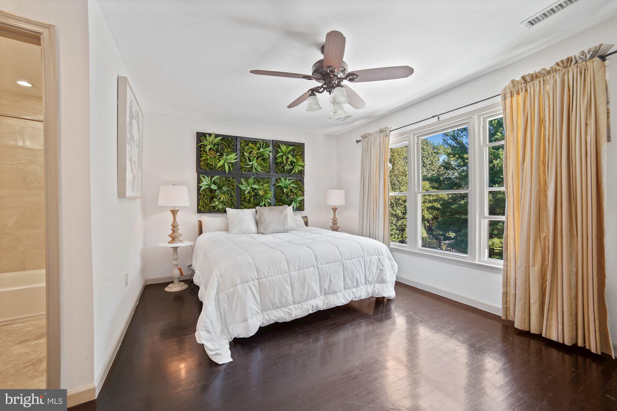 NORBECK KNOLLS - Residential